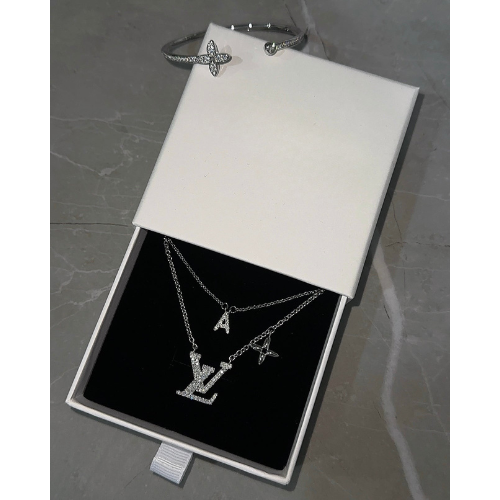 EXCLUSIVE | Leyla Necklace Silver